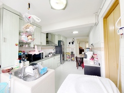 Blk 228 Lorong 8 Toa Payoh (Toa Payoh), HDB 4 Rooms #368671061
